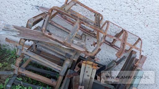 Części do samochodu STAR 266 - pakiet zawierający 10 poz. asort. (wg oddzielnego wykazu), w tym: kosz na kanister, ławki, pałąki, skrzynie ładunkowe 